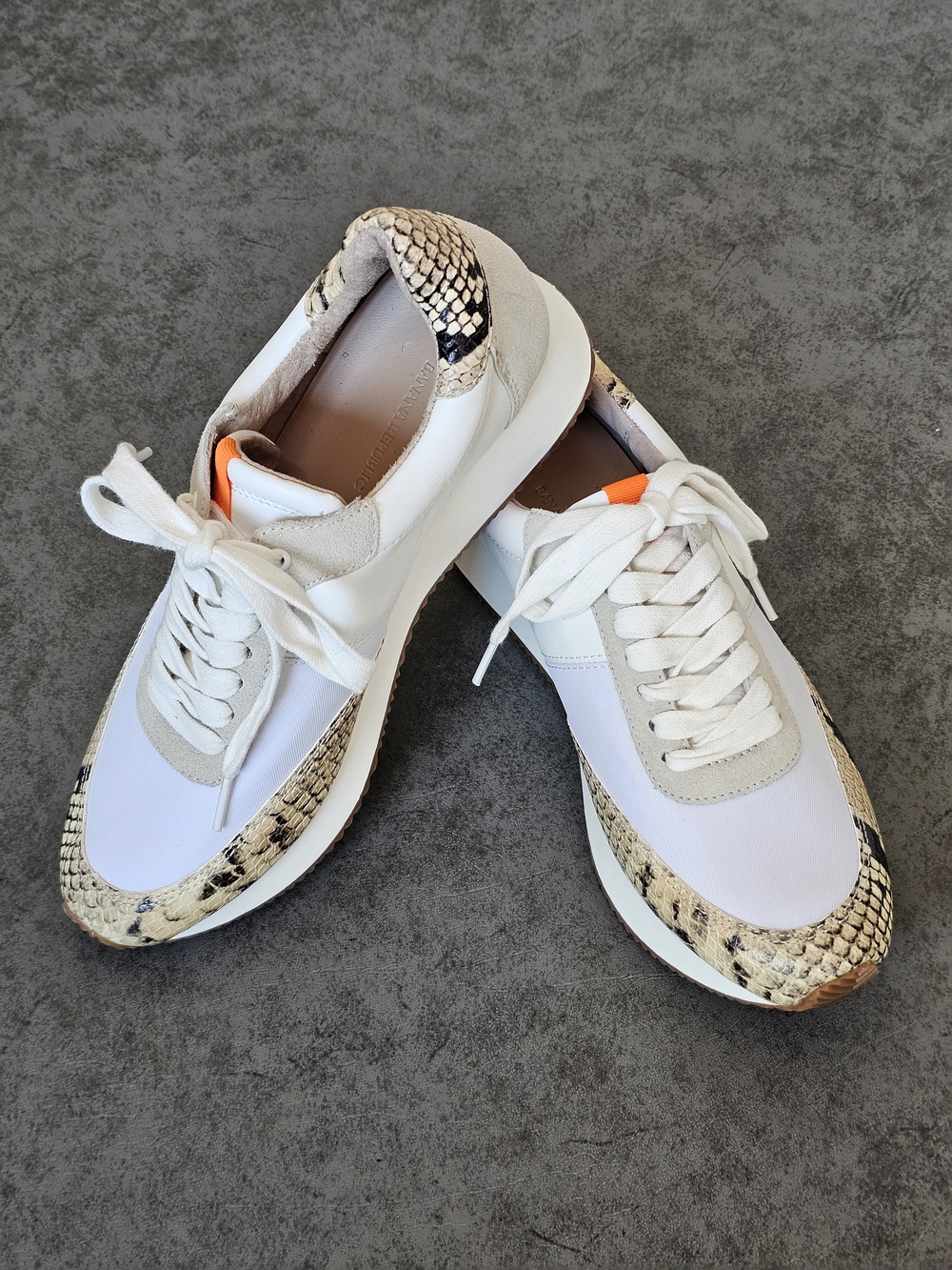 Banana Republic White & Snake-Print Casual Sneakers Size 7.5 NEW